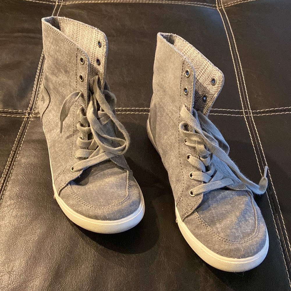 Rocket dog gray booties